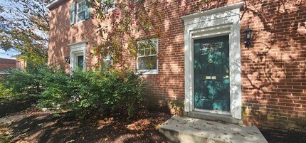 Building Photo - 557 VFW Parkway