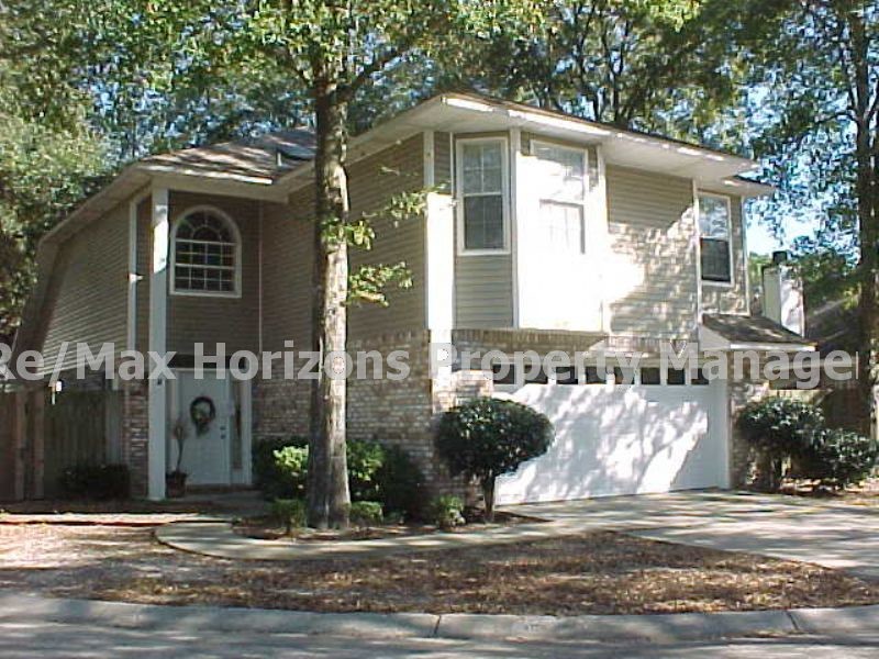 Primary Photo - 4110 Wynford Cir