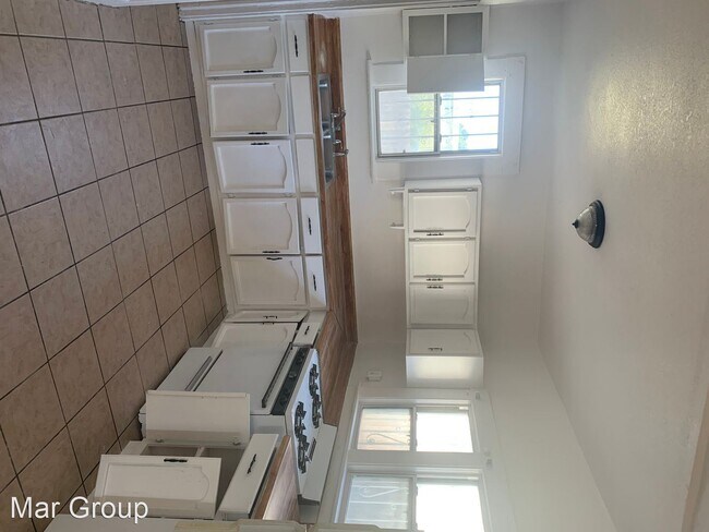 Foto del edificio - 3 br, 1 bath House - 1632 J St