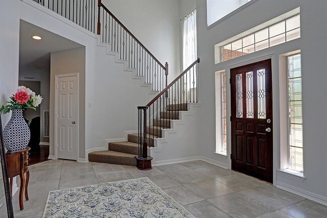Building Photo - 8821 High Meadows Dr