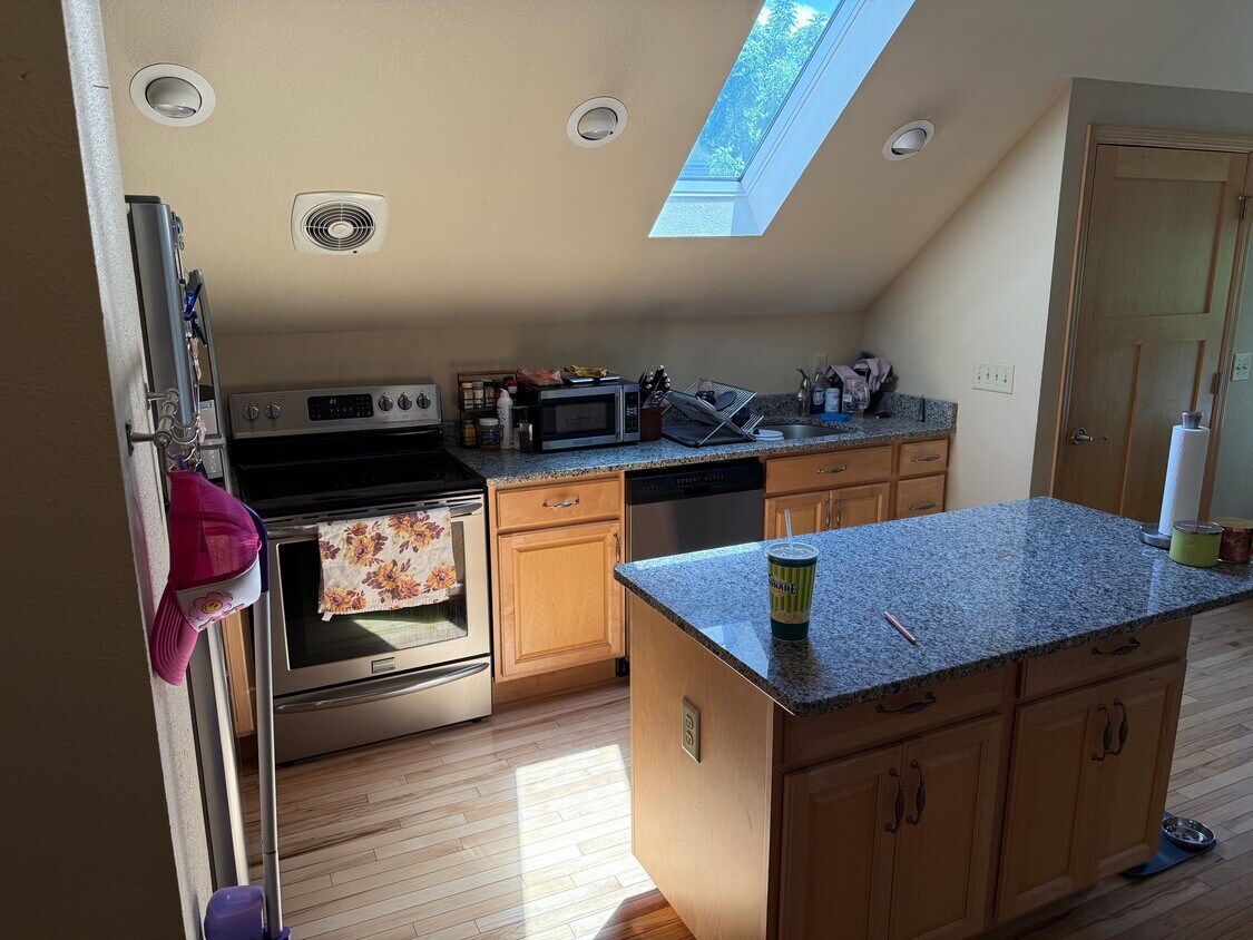 Foto principal - 6215 N Willow Glen Ln