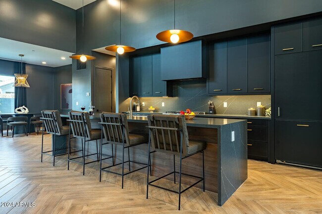 Foto del edificio - 13696 N 88th Pl