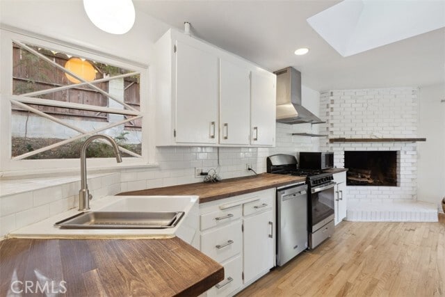 Building Photo - 4580 Ensenada Dr