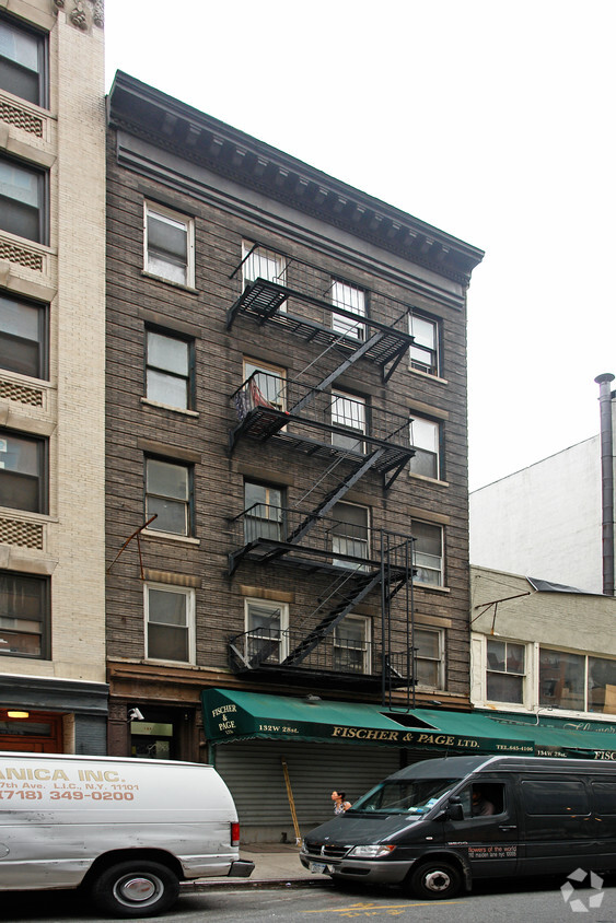 Foto del edificio - 132 W 28th St