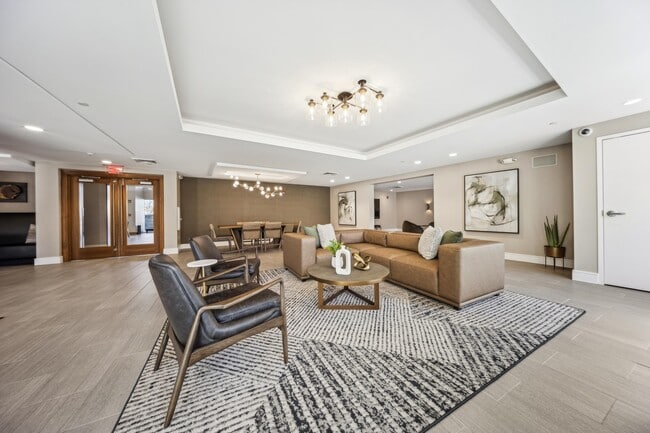 Building Photo - Ninety7Fifty on the Park