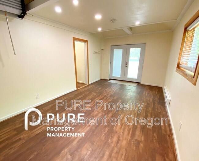Foto del edificio - 11218 SE Pine Ct
