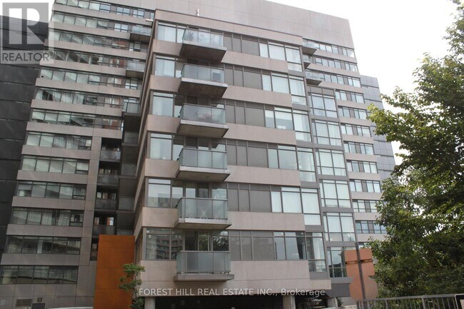 Photo du bâtiment - 20 Joe Shuster Way