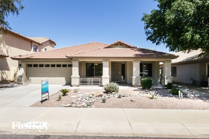Foto principal - 29604 N Candlewood Dr