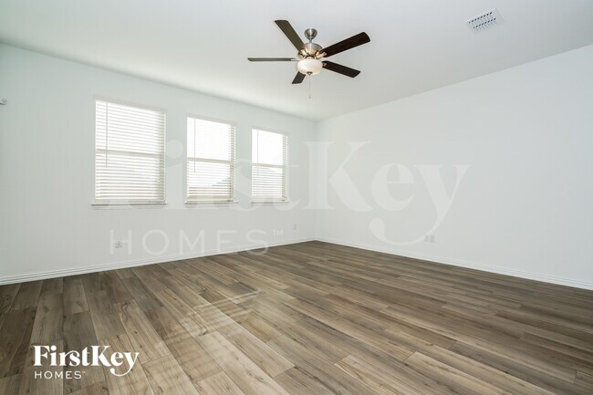 Foto del edificio - 929 High Noon Dr