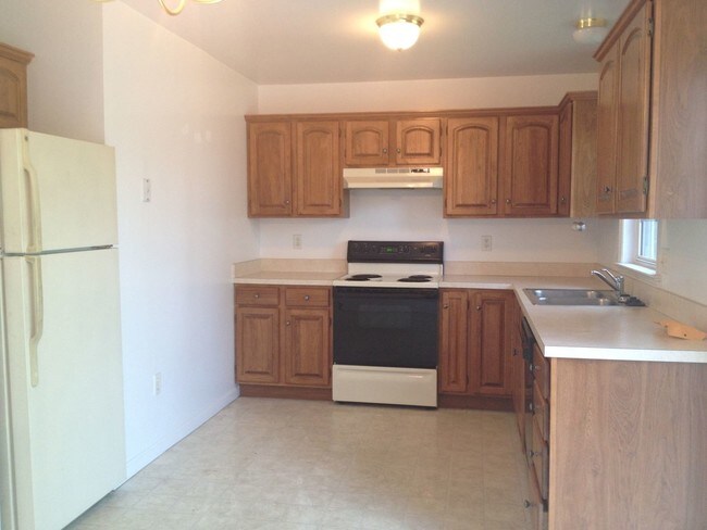 Building Photo - 852 Mount Gretna Rd