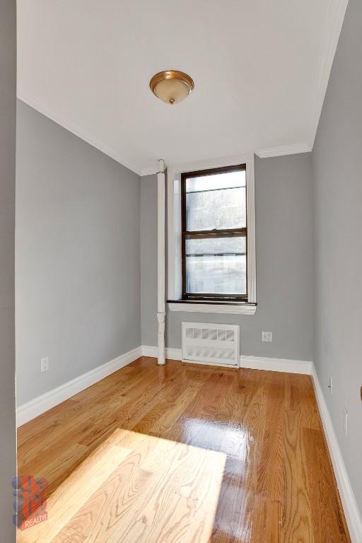 Foto del edificio - 424 E 9th St
