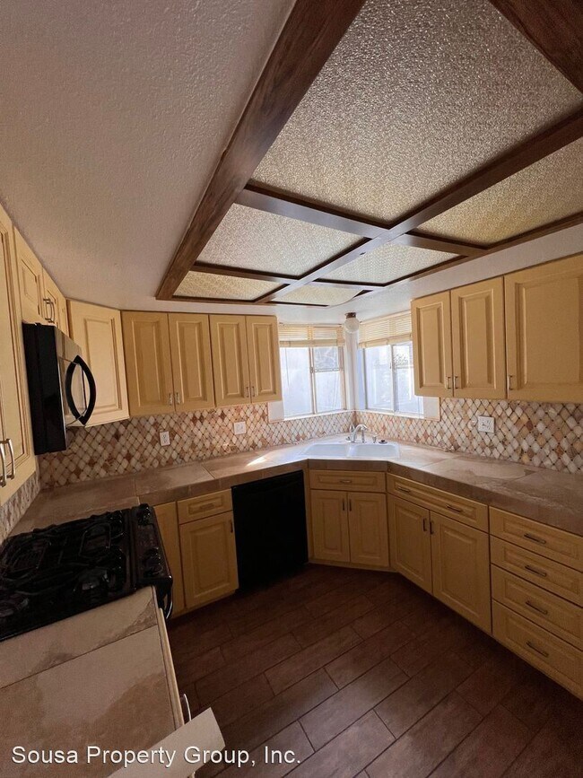 Foto del edificio - 2 br, 2 bath House - 2417 S. Meadowbrook Ct