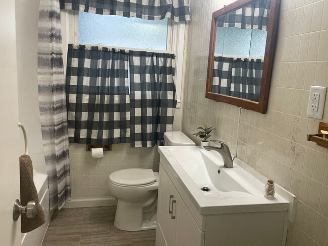 Foto del edificio - FRESH START ALERT – Springfield Rental!: 3...
