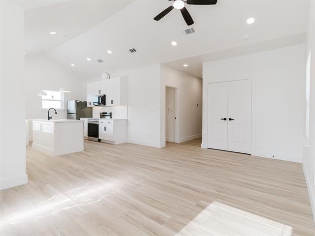 Foto del edificio - 1007 Strickland St