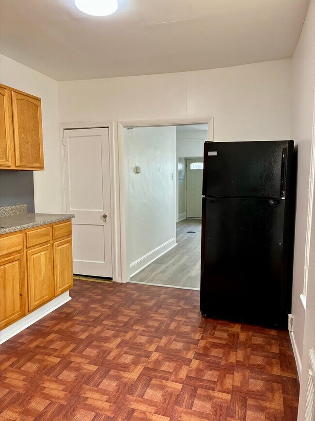 Foto del edificio - Spacious 3-Bedroom Home in North Philadelphia