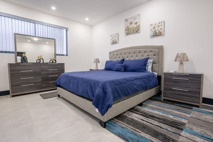 Foto del edificio - 2200 N Interstate 35E