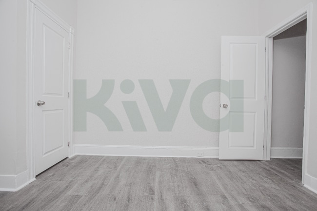Building Photo - 2305 S 63rd St