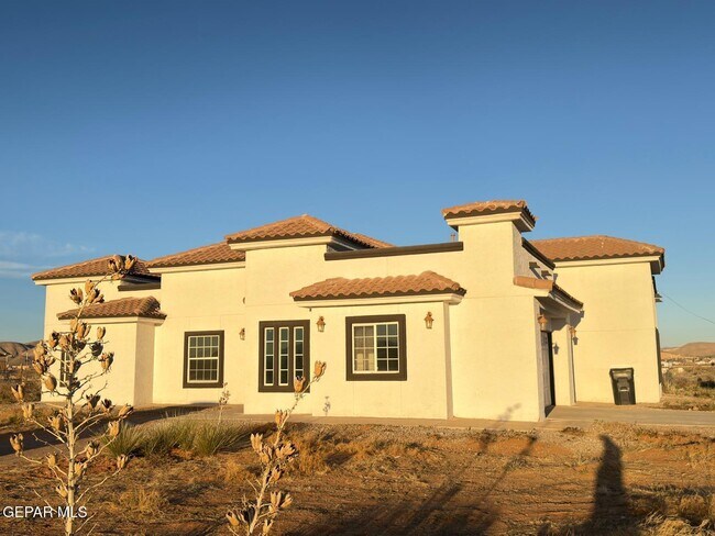 Foto del edificio - 5466 Buffalo Creek Dr