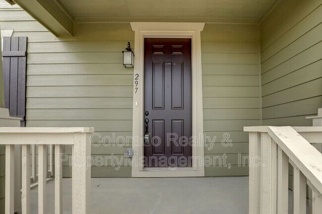 Building Photo - 297 Rodden Dr