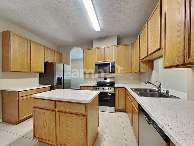 Building Photo - 1345 Brooke View Dr