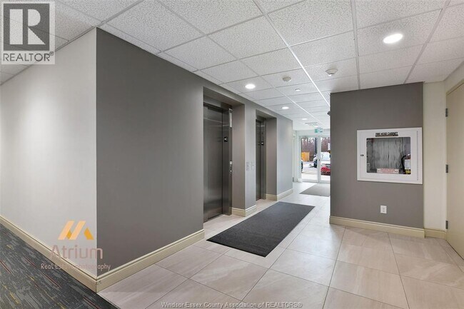 Photo du bâtiment - 1611 Banwell Rd