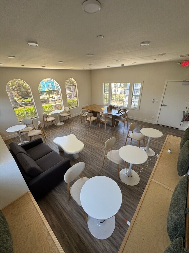 Foto del edificio - 1310 S Gramercy Pl