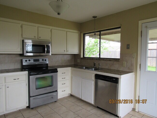 Foto del edificio - Pet Friendly under 40 pounds