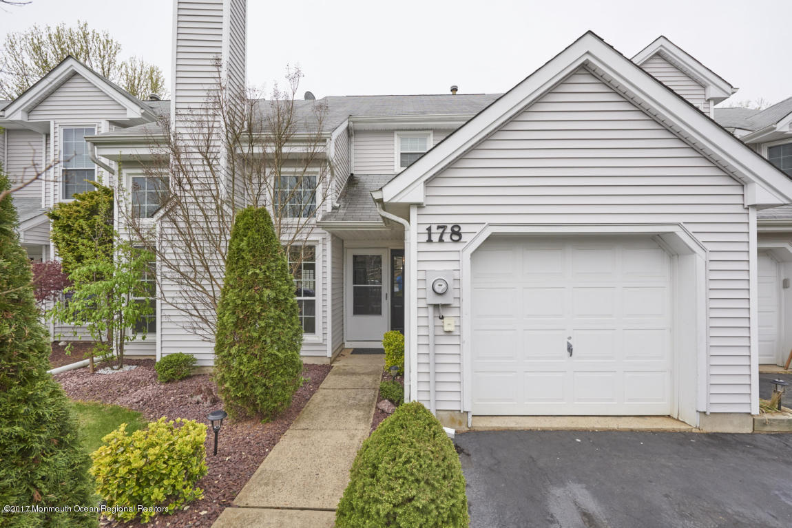 Primary Photo - 178 Primrose Ln