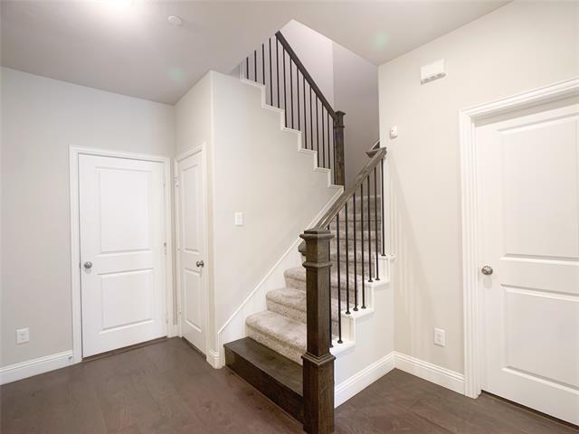Building Photo - 6417 Hermosa Dr