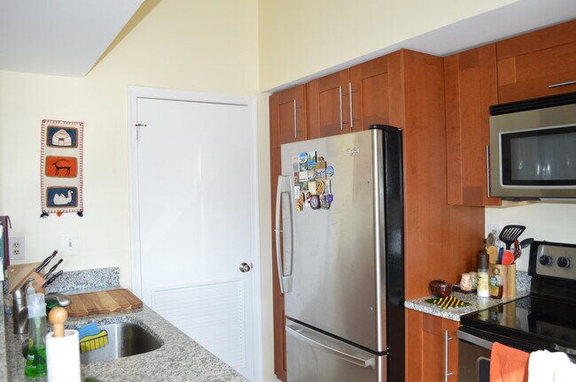 Foto del edificio - 4531 28th Rd S