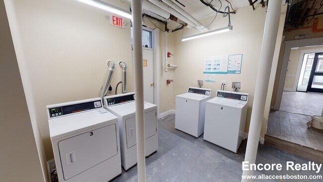 Foto del edificio - 123 Sutherland Rd