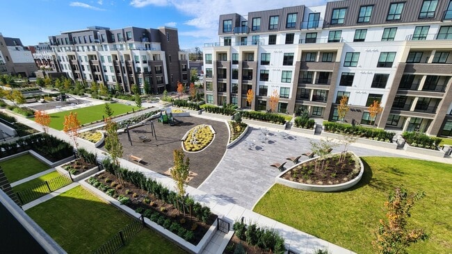 Building Photo - 20078 85 Av