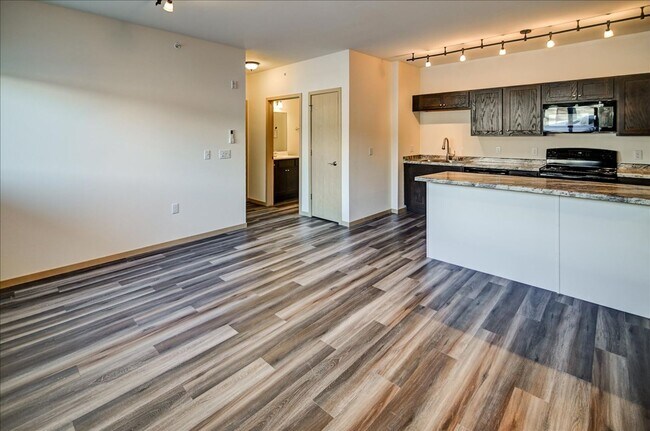 Building Photo - Beautifully Remodeled 2-Bedroom Apartment | Madison’s West Side — Minutes from Downtown!