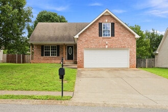 Building Photo - 1524 Cedar Springs Cir
