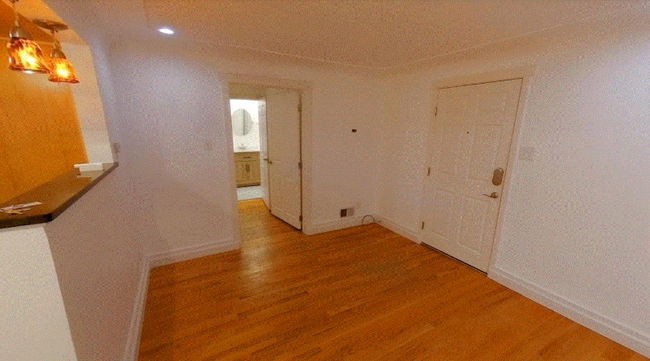 Building Photo - 245 S Pennsylvania St