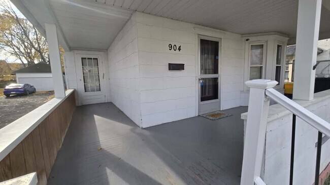 Foto del edificio - 904 Broad St