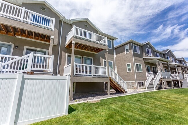 Foto del edificio - 704 S 1840 W