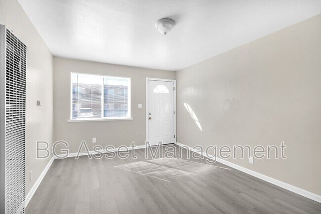 Foto del edificio - 150 Marina Way