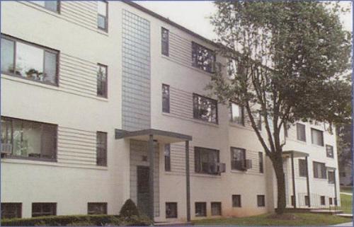 Primary Photo - 4 Parkway