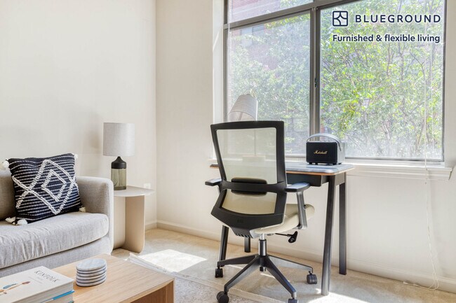 Foto del edificio - 305 10th Street South