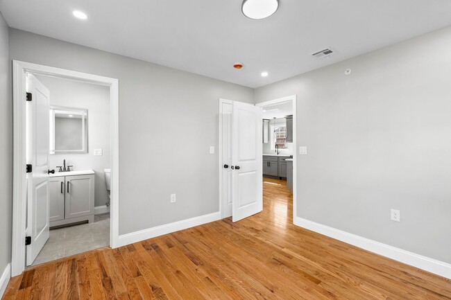 Building Photo - Beautifully Remodeled 3-Unit Rental Property
