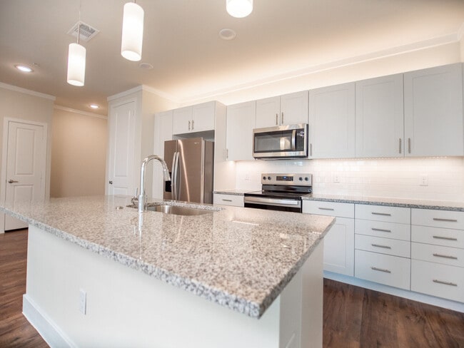 Foto del edificio - Cypress Creek at South Cedar