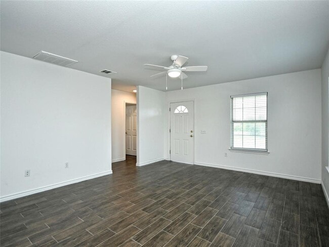 Building Photo - 411 Delmar Ave