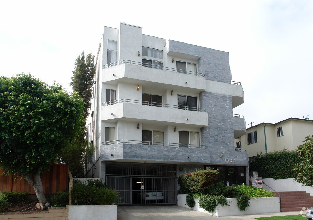 Foto del edificio - 1607 Glendon Ave