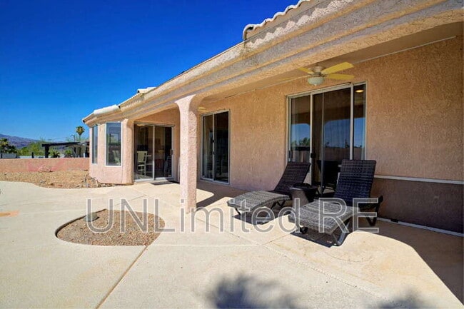 Foto del edificio - 304 Acoma Blvd S