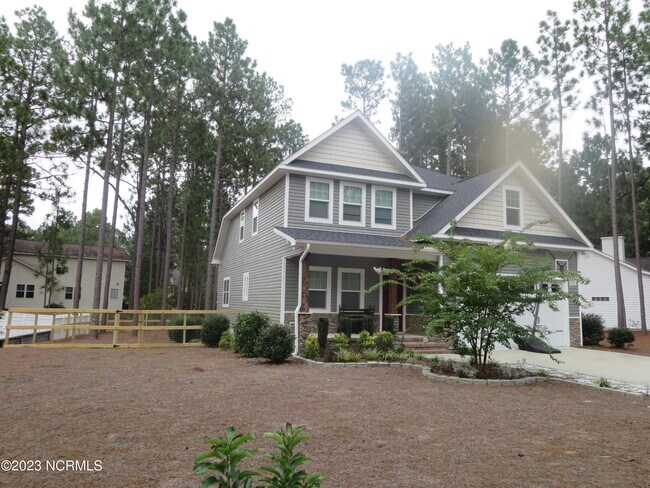 Building Photo - 80 Rutledge Ln