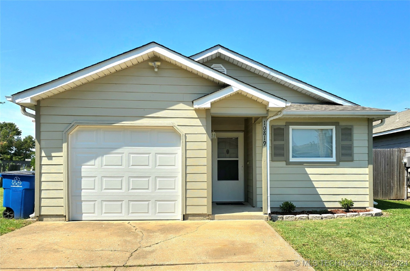 Foto principal - 10819 E 14th Ct