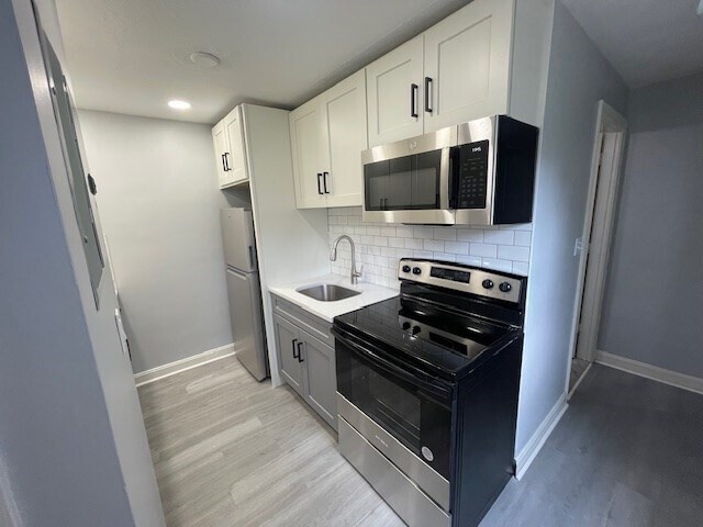 Building Photo - 808 Willard St