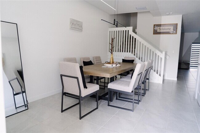 Foto del edificio - Northwest 24th Avenue, Miami, FL 33147 - 3 BR 2.5 BA townhouse