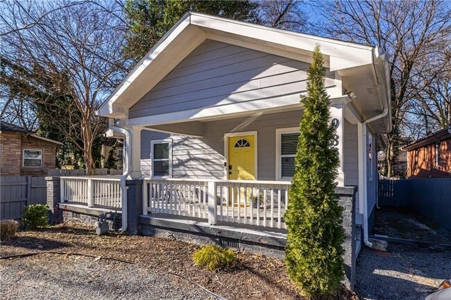 Foto del edificio - 988 Mayson Turner Rd NW